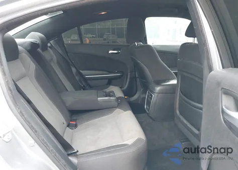 2015 Dodge Charger Sxt z USA, uszkodzony, nr VIN 2C3CDXHG1FH886088